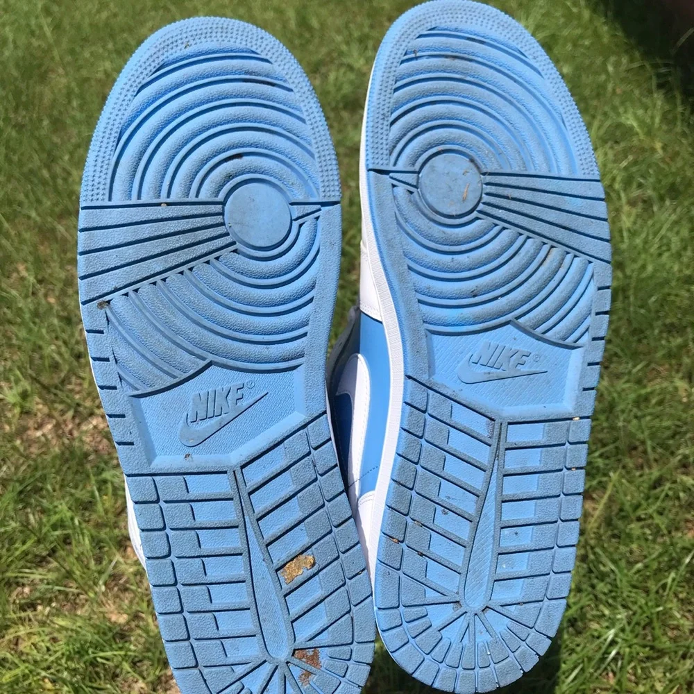 Air Jordan 1 Mid Legend Blue Size 13